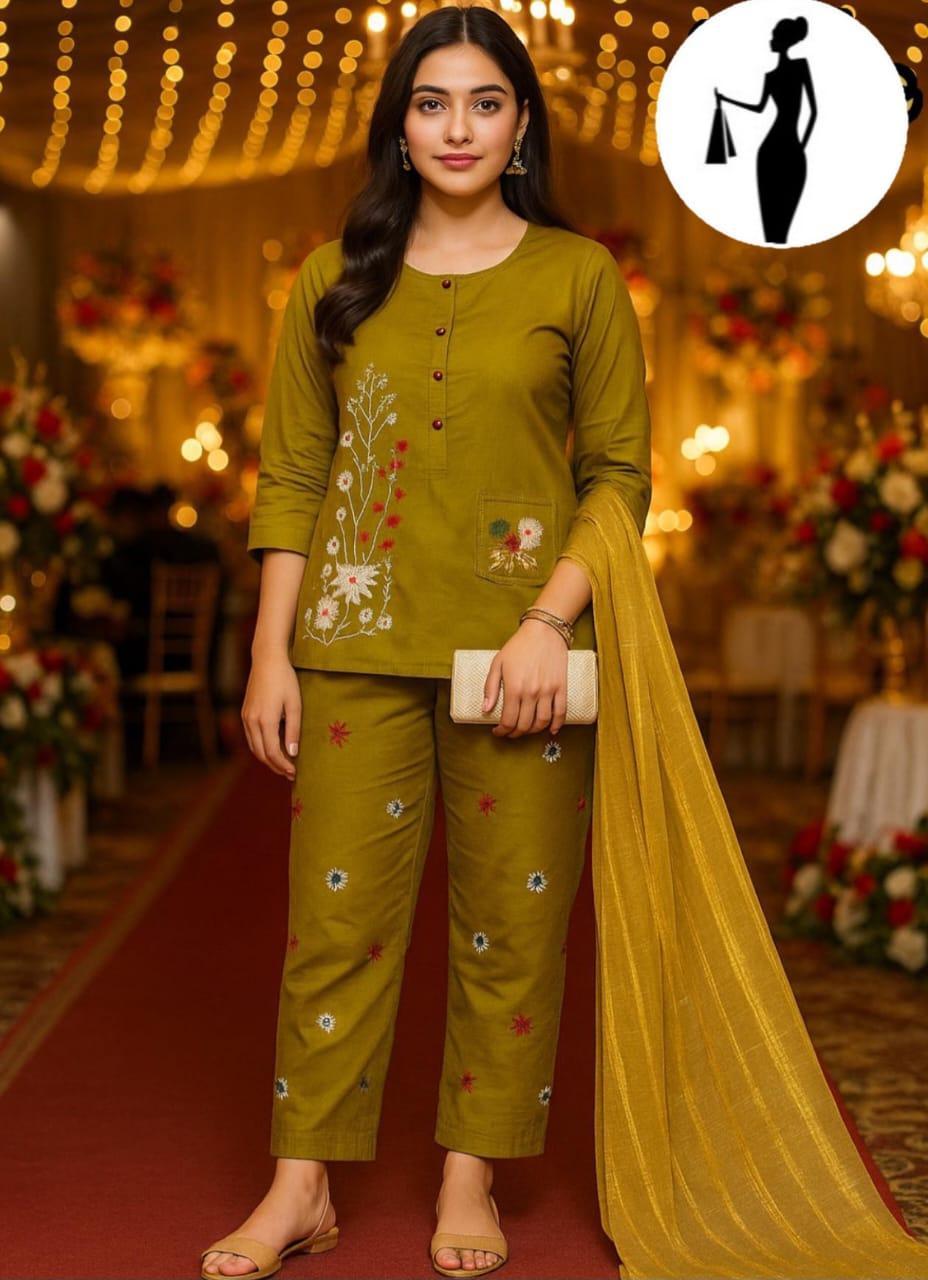 3 Pcs Women's Stitched Embroidered Suit